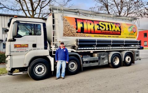 Neuer Silo-Lkw & unser neuer Fahrer Olaf Riemer